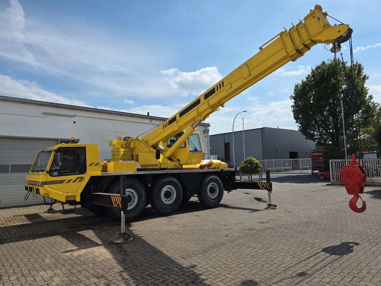 Avtokran icarəsi 40 ton