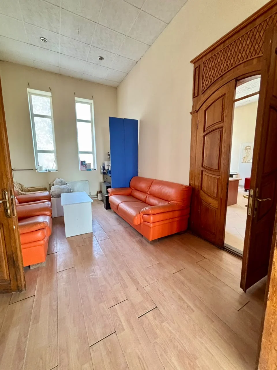 Ofis icarəyə verilir, Qara Qarayev pr. 87