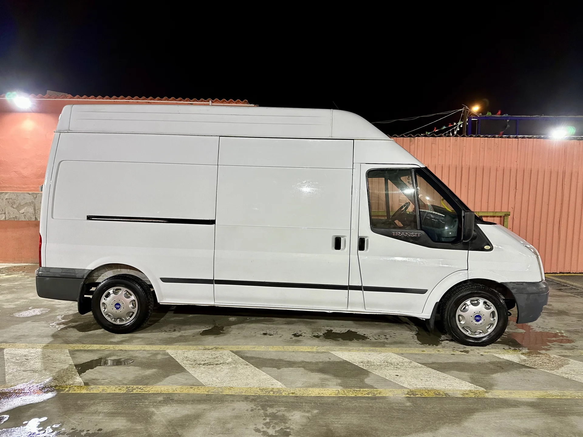 Ford transit İcarə